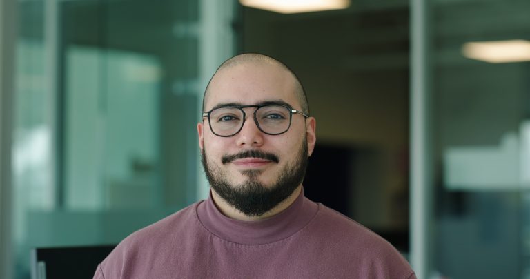 Eduardo Contreras  crédit : Raplh Samson